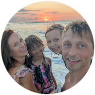 Rodzina na walizkach